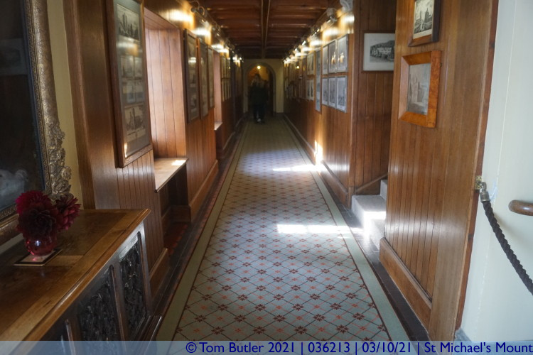 Photo ID: 036213, Panelled corridor, St Michael's Mount, Cornwall