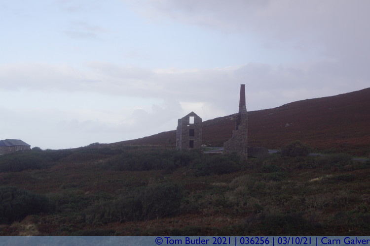 Photo ID: 036256, Ruins of the engine house, Carn Galver, Cornwall