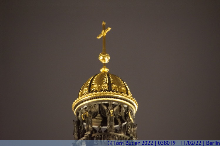 Photo ID: 038019, Top of the dome of the Forum, Berlin, Germany