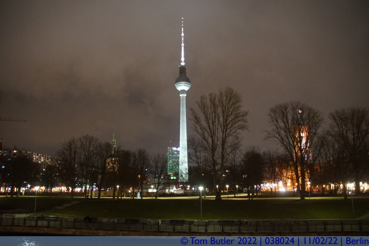 Photo ID: 038024, Berliner Fernsehturm, Berlin, Germany