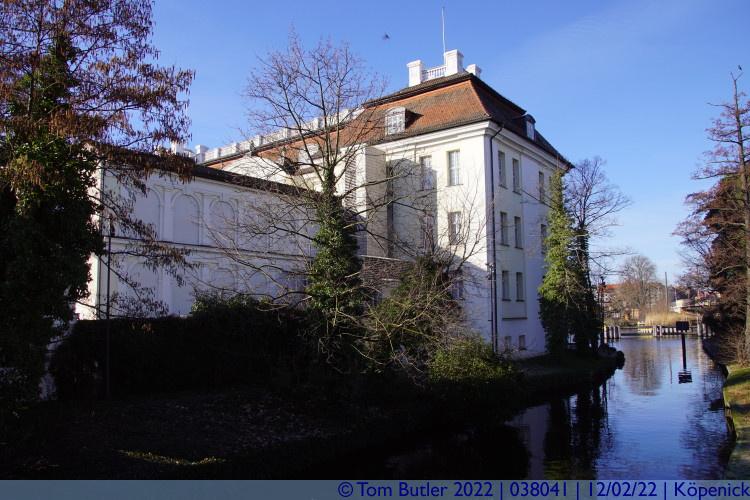 Photo ID: 038041, Palace Moat, Kpenick, Germany