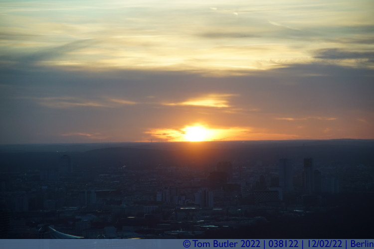 Photo ID: 038122, Sunset over Berlin, Berlin, Germany