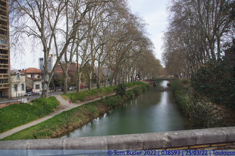 Photo ID: 038593, Crossing the Canal de Brienne, Toulouse, France