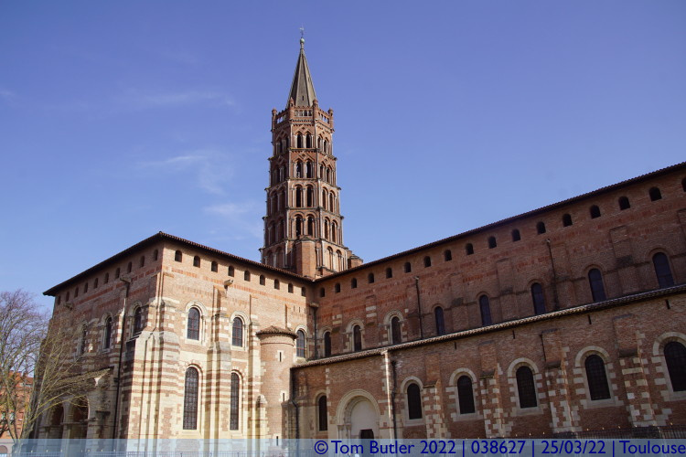Photo ID: 038627, Basilica side and tower, Toulouse, France