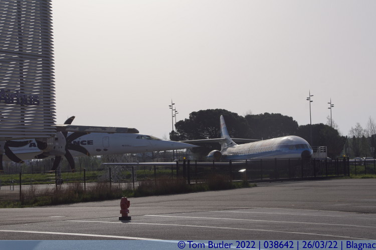 Photo ID: 038642, Caravelle and Concorde, Blagnac, France