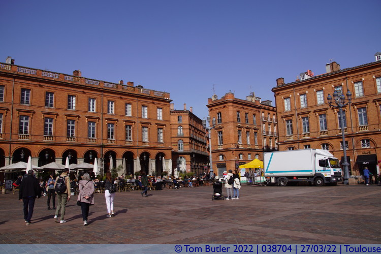 Photo ID: 038704, In Capitole Square, Toulouse, France