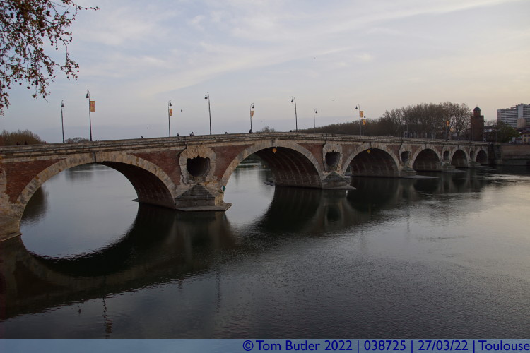 Photo ID: 038725, Pont Neuf, Toulouse, France