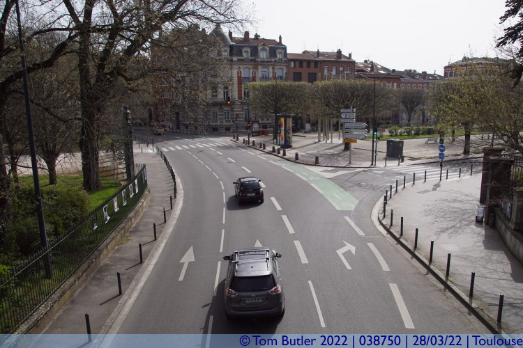 Photo ID: 038750, Crossing the Grand Rond, Toulouse, France