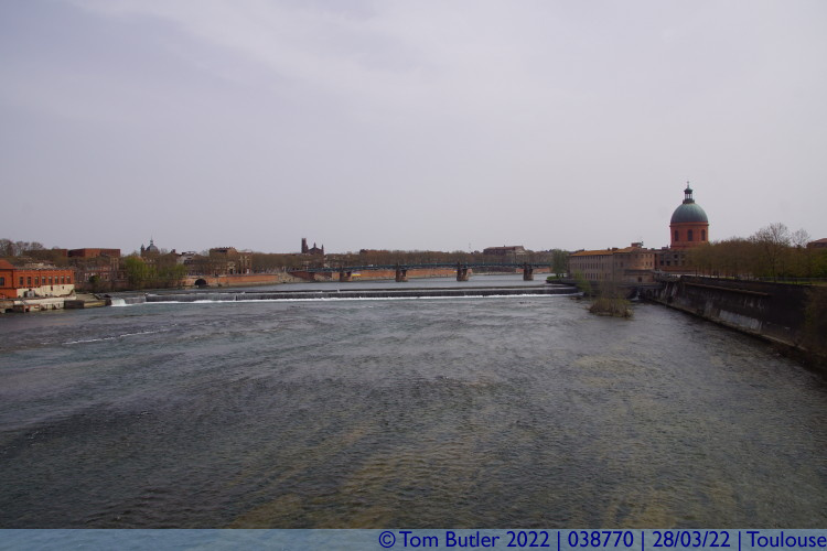 Photo ID: 038770, Crossing The Garonne, Toulouse, France