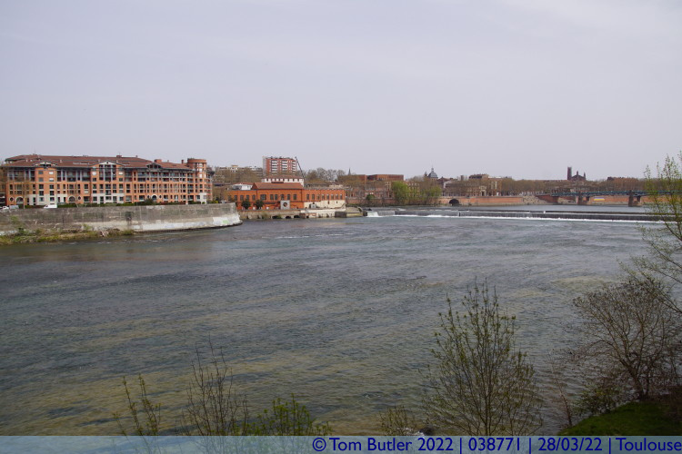 Photo ID: 038771, Garonne Weir, Toulouse, France