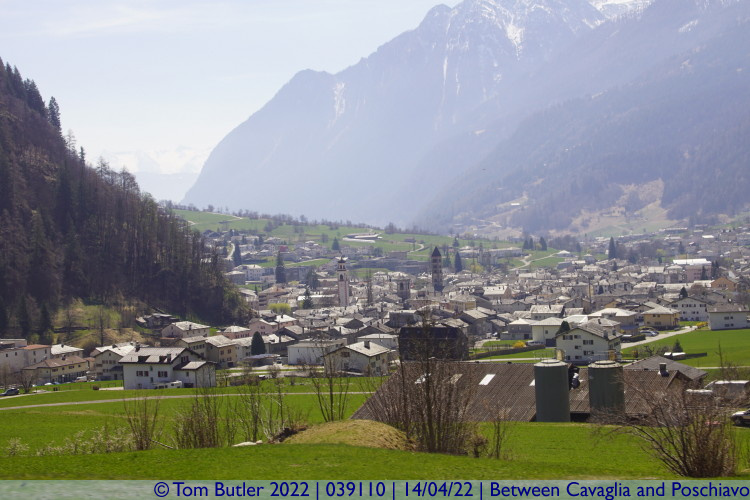 Photo ID: 039110, Approaching Poschiavo, Between Cavaglia and Poschiavo, Switzerland
