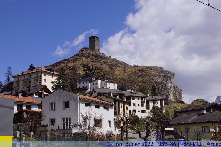 Photo ID: 039486, Town and castle, Ardez, Switzerland