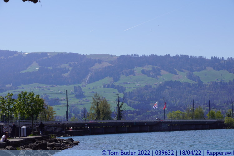 Photo ID: 039632, Road and Rail bridge at the bottom of Lake Zurich, Rapperswil, Switzerland