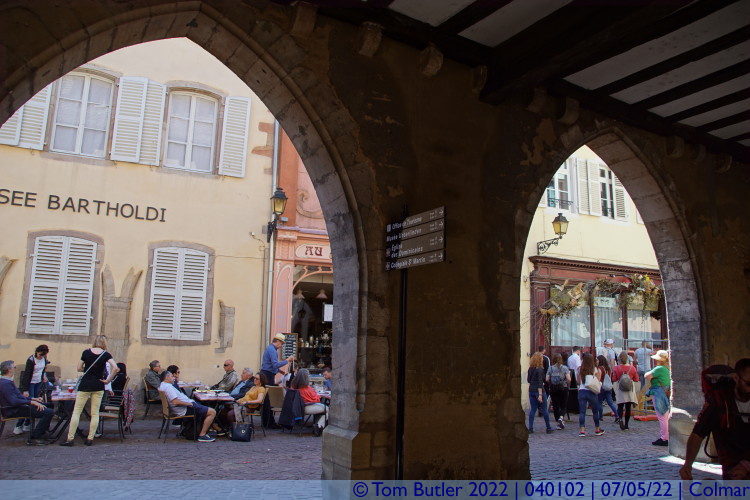 Photo ID: 040102, View through from the Place de la Cathdrale, Colmar, France