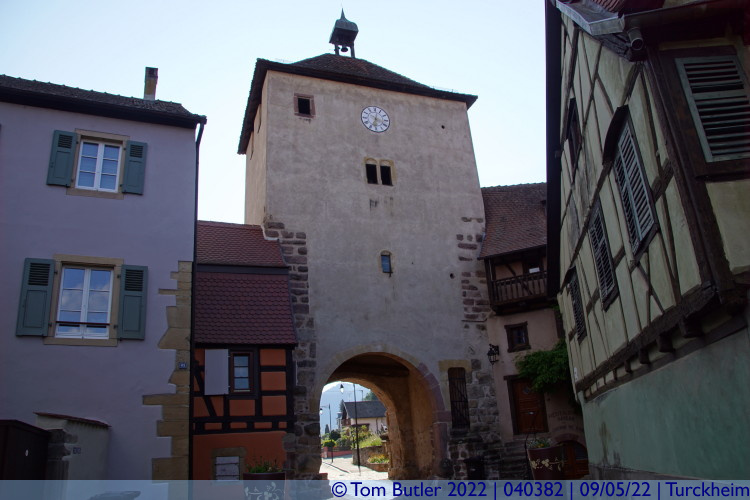 Photo ID: 040382, Top of the gate, Turckheim, France