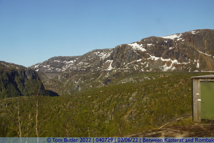 Photo ID: 040729, Line snaking back up the mountain, Between Katterat and Rombak, Norway