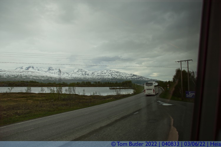 Photo ID: 040833, Relief bus overtakes us, Heia, Norway