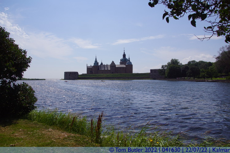 Photo ID: 041630, View across to the castle, Kalmar, Sweden