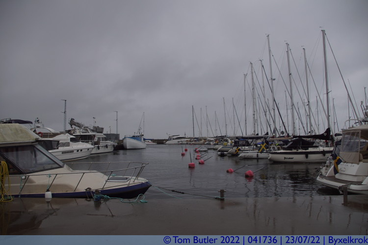 Photo ID: 041736, Harbour in the pouring rain, Byxelkrok, Sweden