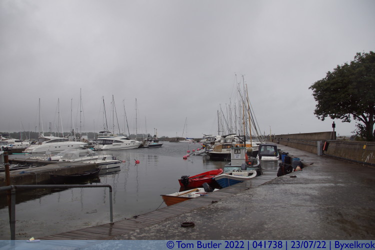 Photo ID: 041738, Harbour access, Byxelkrok, Sweden