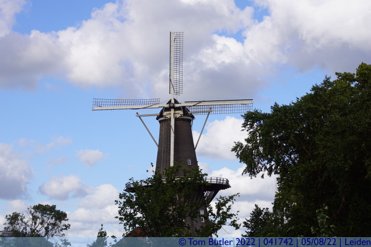 Photo ID: 041742, De Valk Windmill, Leiden, Netherlands