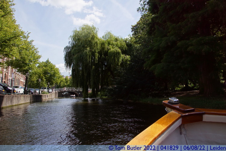 Photo ID: 041829, Passing Van der Werf Park, Leiden, Netherlands