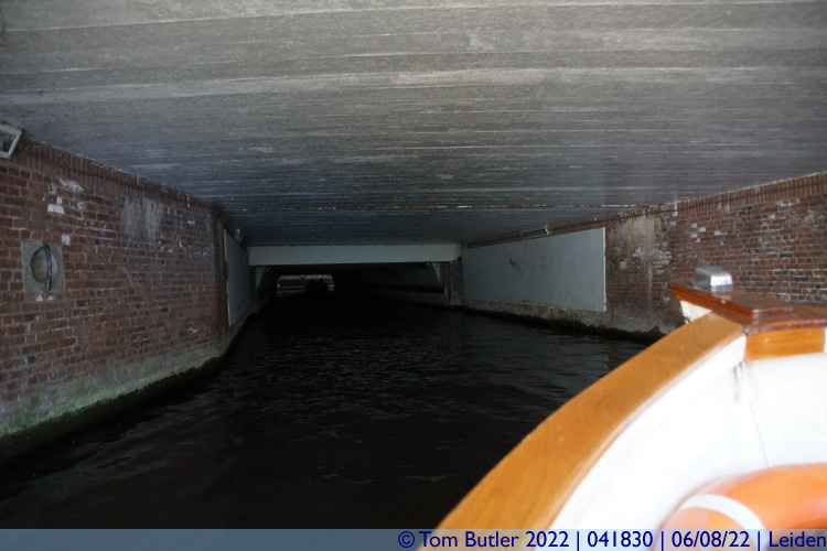 Photo ID: 041830, Longest bridge on the canals, Leiden, Netherlands