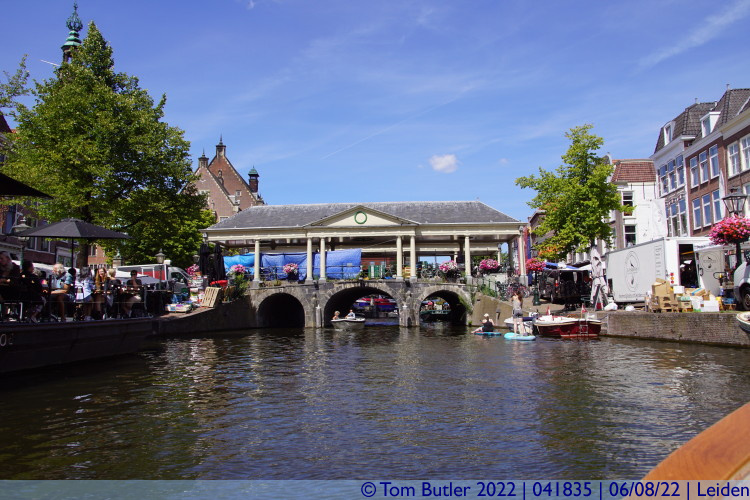 Photo ID: 041835, Heading for the corn bridge, Leiden, Netherlands