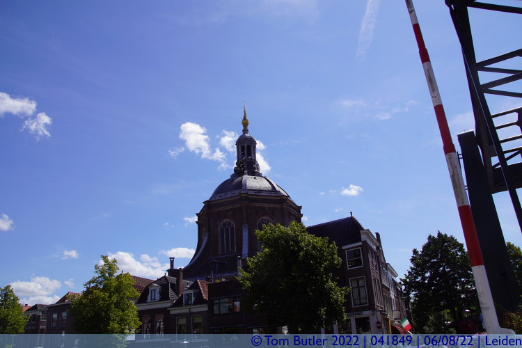 Photo ID: 041849, Outside the Marekerk, Leiden, Netherlands