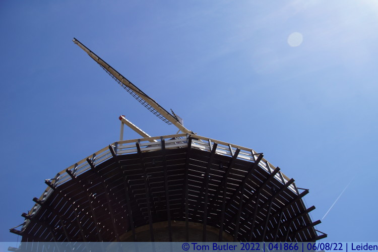 Photo ID: 041866, Under the windmill, Leiden, Netherlands