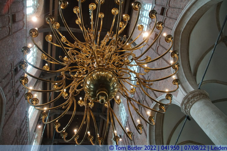 Photo ID: 041950, Under a chandelier, Leiden, Netherlands