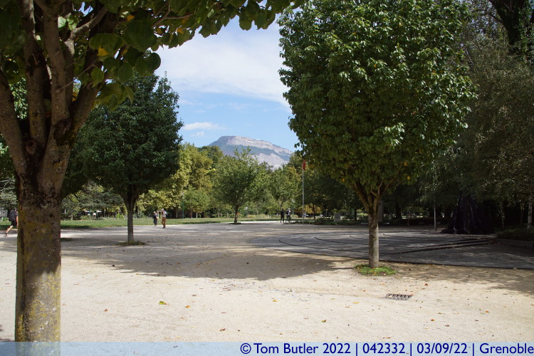Photo ID: 042332, In the Parc Paul Mistral, Grenoble, France