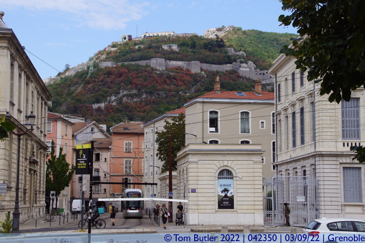 Photo ID: 042350, Bastille from Place de Verdun, Grenoble, France