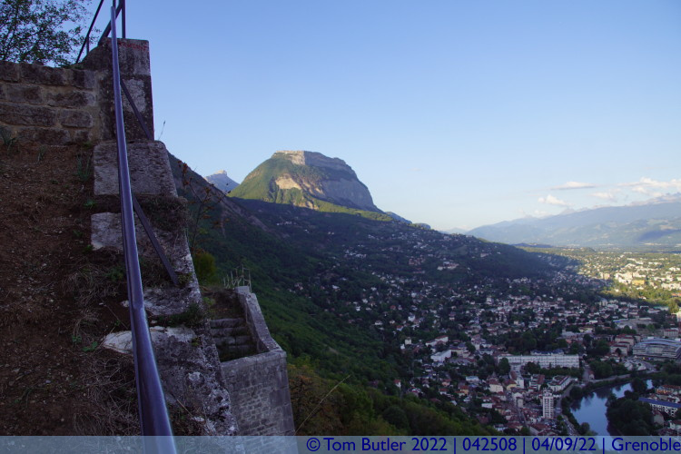 Photo ID: 042508, Edge of the Massif de Chartreuse, Grenoble, France
