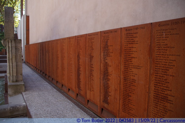 Photo ID: 042583, Names of those lost in battle, Carcassonne, France