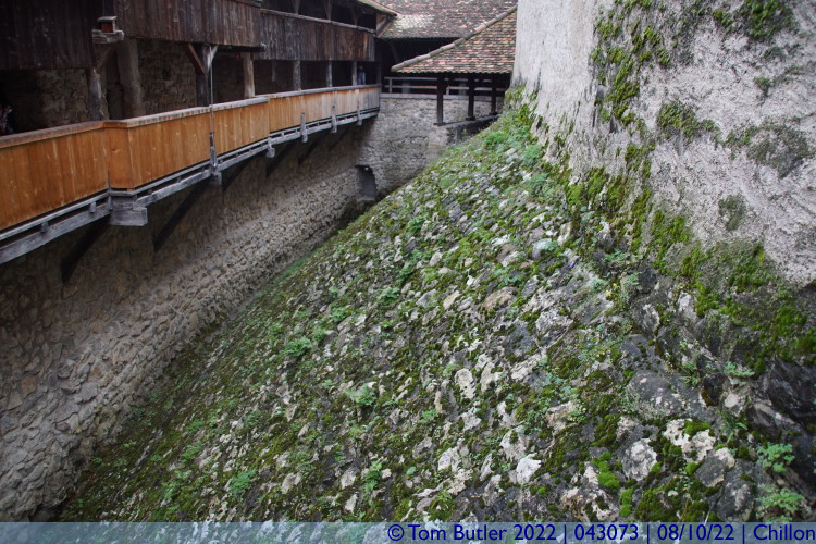 Photo ID: 043073, Strong foundations, Chillon, Switzerland