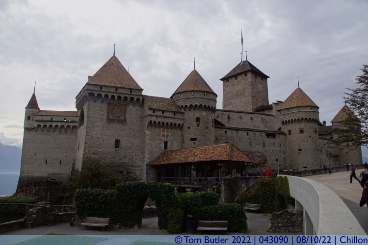 Photo ID: 043090, Main faade of the castle, Chillon, Switzerland