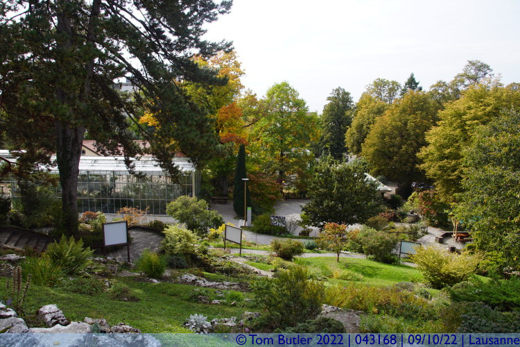 Photo ID: 043168, Looking down on the gardens, Lausanne, Switzerland