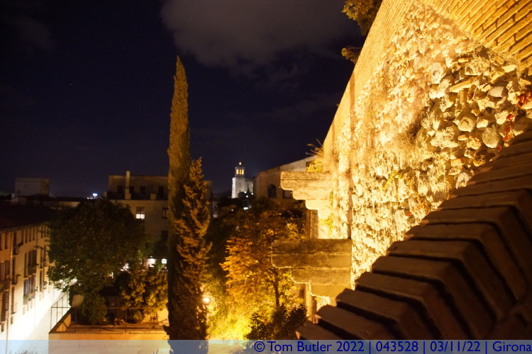 Photo ID: 043528, Looking along the walls, Girona, Spain