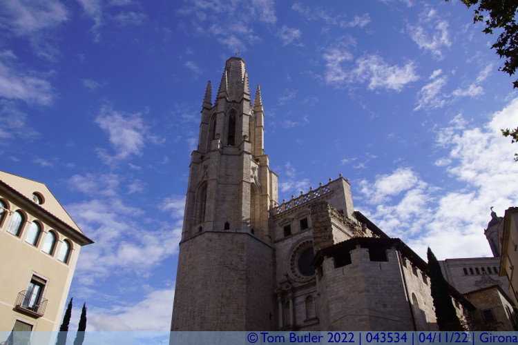 Photo ID: 043534, Tower of the Basilica, Girona, Spain