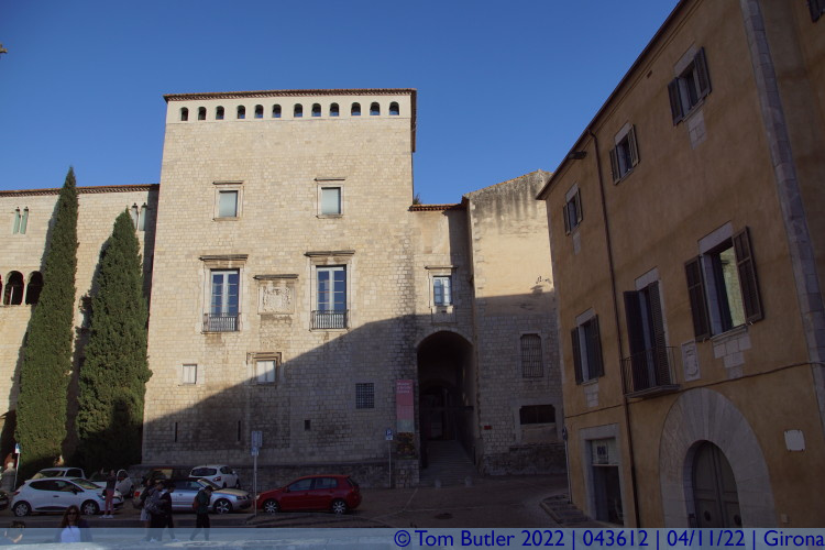 Photo ID: 043612, Palau Episcopal de Girona, Girona, Spain