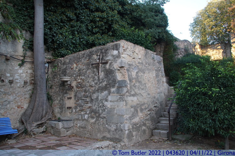 Photo ID: 043620, Parts of the city walls, Girona, Spain