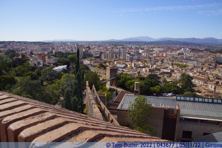 Photo ID: 043677, View from the Torre del General Peralta, Girona, Spain