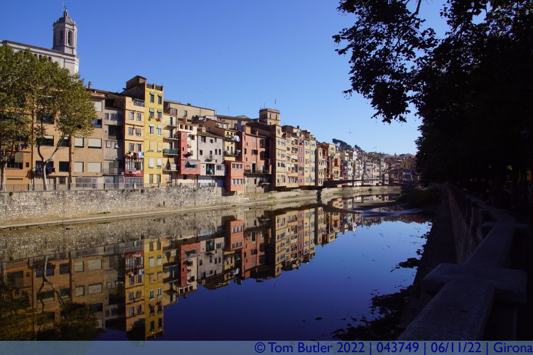 Photo ID: 043749, Totally still water, Girona, Spain