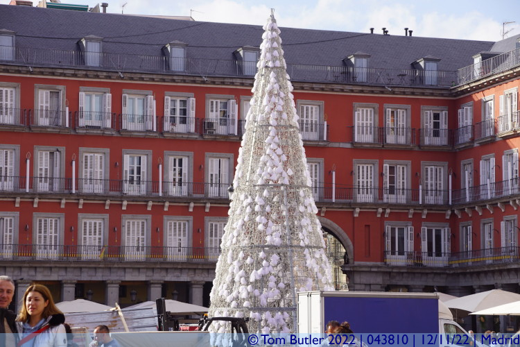 Photo ID: 043810, Christmas in the main square, Madrid, Spain