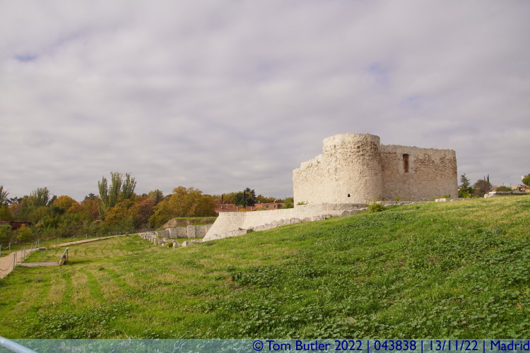 Photo ID: 043838, Castle on the hill, Madrid, Spain
