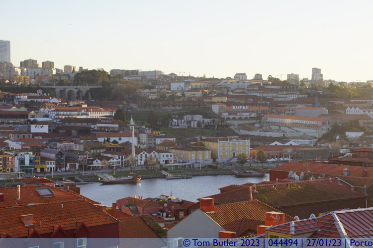 Photo ID: 044494, Vila Nova de Gaia from Porto, Porto, Portugal