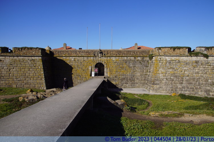 Photo ID: 044504, Approaching Cheese Castle, Porto, Portugal