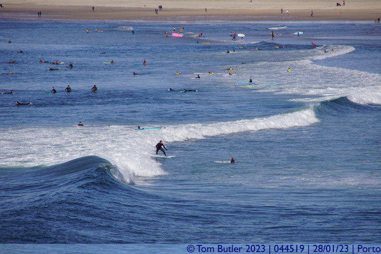 Photo ID: 044519, Atlantic surfing, Porto, Portugal