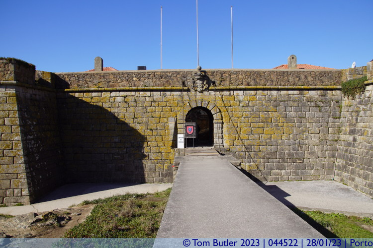 Photo ID: 044522, Entrance to the fortress, Porto, Portugal